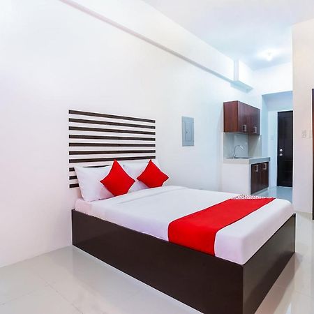 Oyo 505 Jardin Suites Manila Exterior foto